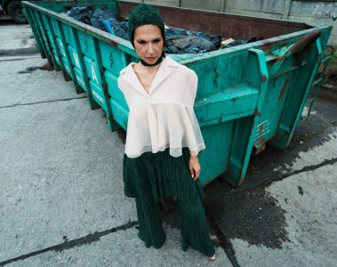 Hooldra 'Timeless Threads': A Sustainable Revolution